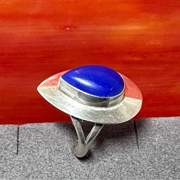 Lapis lazuli ring bezel set teardrop sterling silver signed “L” size 7.5 5505 Y - Picture 10 of 13